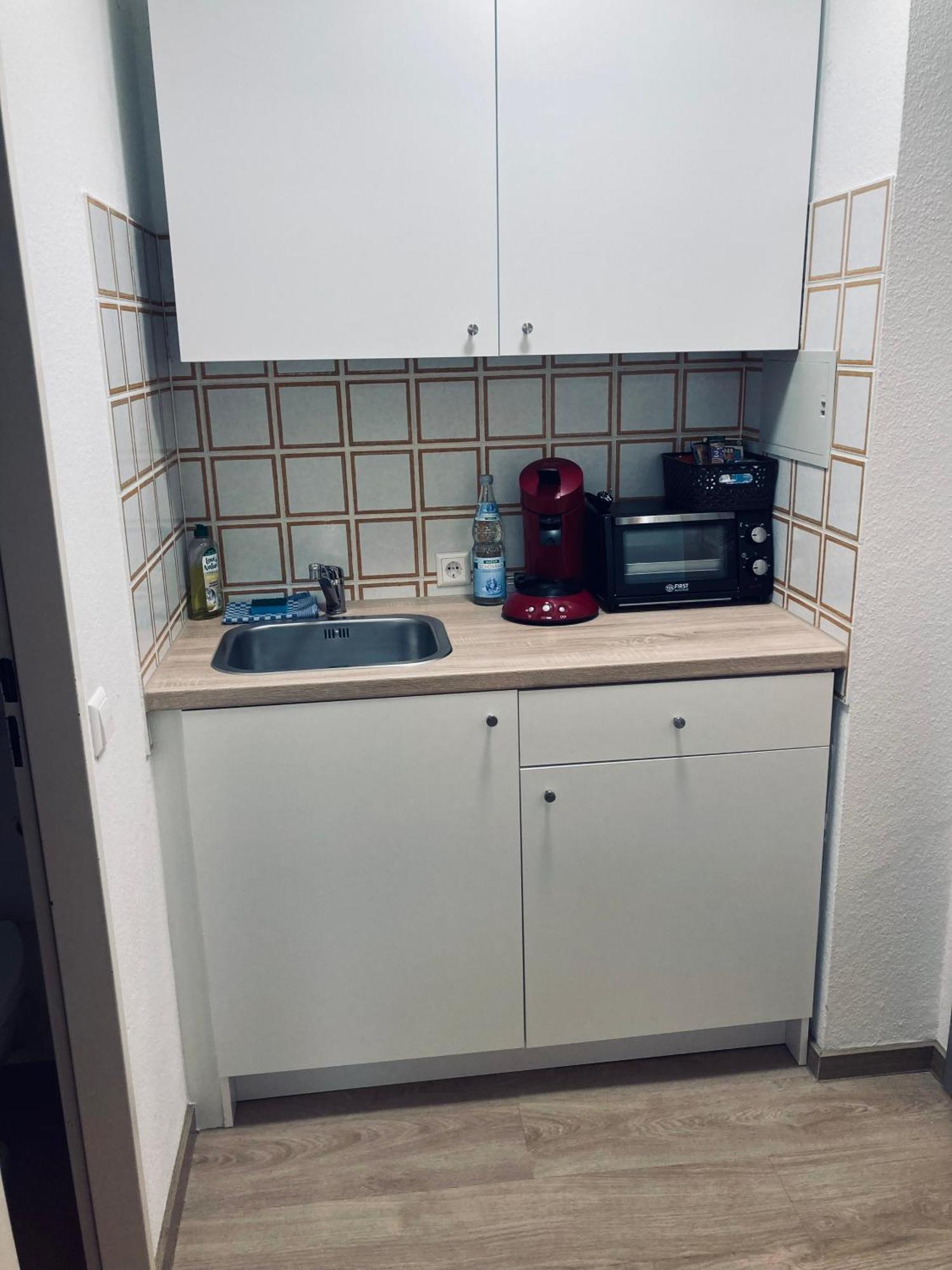 Free Apartment - Ermstal Бад-Урах Экстерьер фото